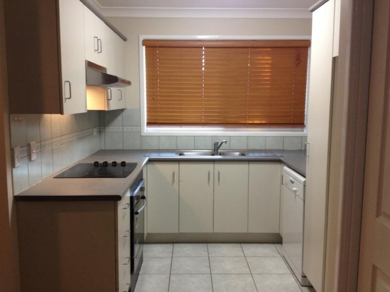 8/35B Wentworth Tce, The Range QLD 4700